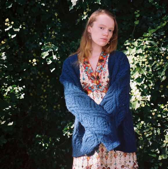 Vintage Blue Hand-knitted Wool Sweater - Picture 2 of 2